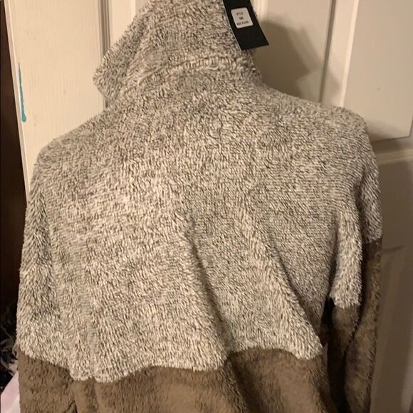 Sherpa dyed pullover  with pocketsNew - Picture 4 of 8